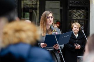 Za studující VUT měla na Hlávkové koleji projev místopředsedkyně Studentské komory Rady vysokých škol a studentka VUT, Katarína Rovenská. | Autor: Martin Horváth