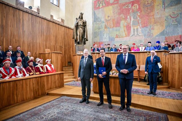 Nově jmenovaný profesor Jan Hajný z FEKT VUT. | Autor: MŠMT